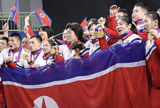 举重冠军叫啥_举重队个个都是冠军_举重冠军介绍